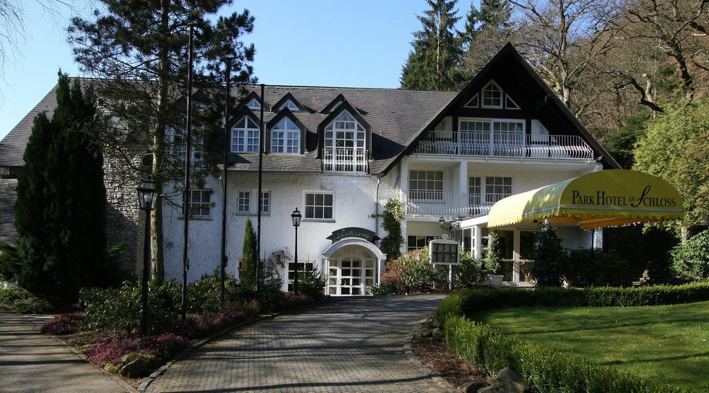 Park Hotel Am Schloss Ettringen  Esterno foto