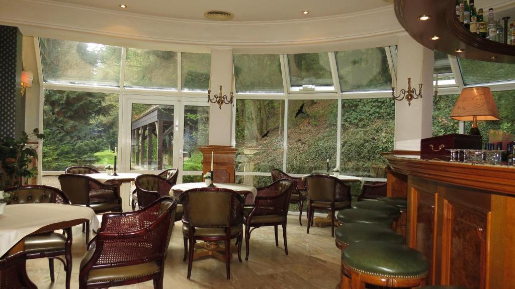 Park Hotel Am Schloss Ettringen  Esterno foto