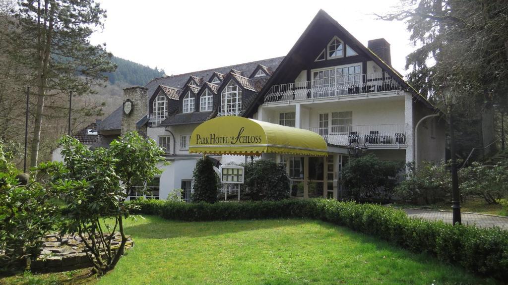 Park Hotel Am Schloss Ettringen  Esterno foto